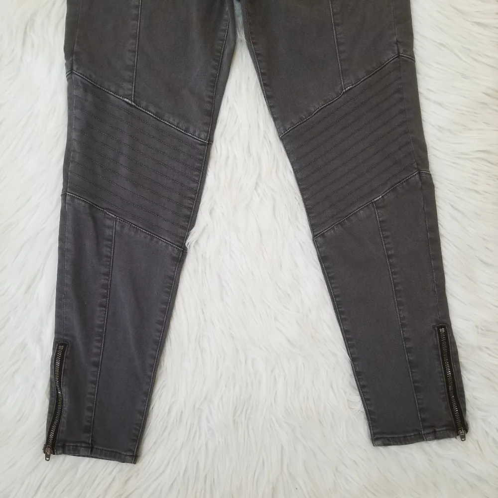 AMERICAN EAGLE Super Stretch Jegging Jeans Dark Gray Color, Size 10 Short. - Picture 4 of 13